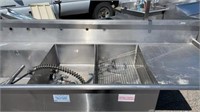 118” x 36” stainless steel triple sink with spray