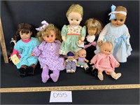 Lot of 8 dolls-see description