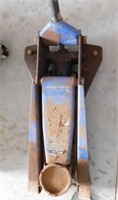 Michelin 2 ton floor jack, works