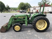 John Deere 950 4wd tractor with front end loader