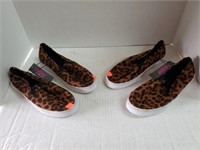 2 Pair- Ladie's Shoes (Size 9)