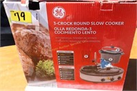 Three crock round slow cooker - NIB