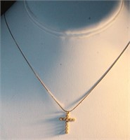 14 Kt Gold Necklace with Cross