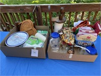 Two boxes of miscellaneous kitchen ware items
