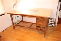 Drafting Table with Tilt Top