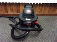 Shop Vac w/ attachments