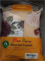 Flower Drying silica gel crystals