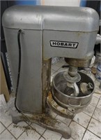 1X HOBART 60qt SINGLE FACE W/ BOWL AND ACCESSORIES