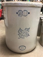 20 Gallon Western Stoneware Crock w/wood handles