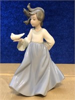 LLADRO FIGURINE "WINGED FRIEND". YOUNG GIRL WITH