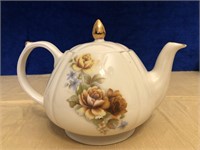 VINTAGE FLOWERED TEA POT WITH GOLD ACCENTS. IT