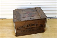 Awesome vintage Budweiser crate!