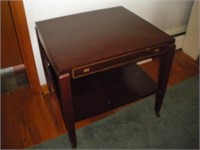 Wood End Table on Casters, 22x22x23