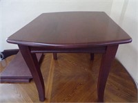 SQUARE WOODEN TABLE 23 X 26 X 22" TALL