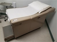 "Ritter 104" Exam Table