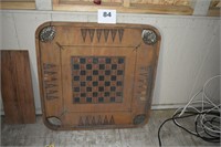 VINTAGE TABLE TOP CHECKER BOARD