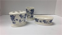 Blue floral ceramic bathroom set