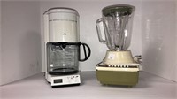 (1) Braun coffee maker (1) blender