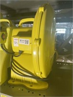 INFLATABLE BLOWER- 6.1A (YELLOW) SPECIFICATIONS: