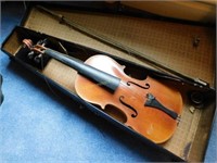 violin, unsigned & needs repair