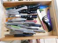 knives, approx 30
