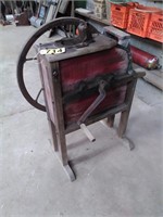 Hand Crank Corn Sheller