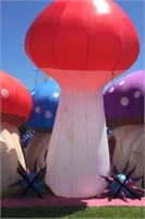 MUSHROOM INFLATABLE SPECIFICATIONS: SIZE: