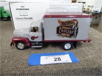 1957 International R-190 w/ dry goods van - Hot Wh