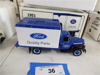 1951 Ford F-6 dry goods van - Ford - 20-1123