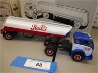 1953 White 3000 w/ tank trailer - Pepsi - 19-2004