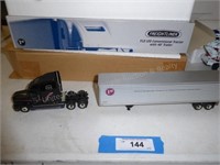 Freightliner FLD 120 w/ trailer - 59-0001
