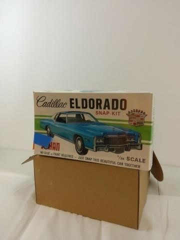MODELS AND DIE CAST COLLECTIBLES