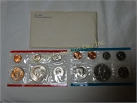 1974 (D-S) 12pc. uncirculated coin set w/ orig.