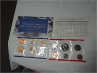 1997 (P-D) 12pc. uncirculated coin set w/ orig.