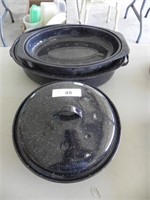 Vintage Graniteware Roasters - lot of 3, 2 Oval &