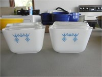 Vintage Pyrex Refrigerator Dishes - lot of 2