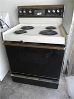 Hotpoint Electric Stove/Oven