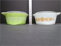 2 Pyrex Dishes With Lids