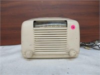 Radio Receiver Model 100