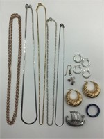 Group of miscellaneous jewelry