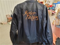 Women's Harley-Davidson leather jacket size Large