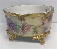 Round footed server w/ porcelain insert w/ gold d_