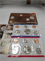 1985 US mint coin set D & P marks