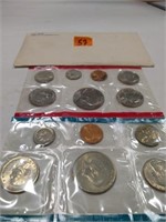 1980 US MINT coin set UNC