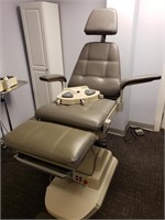 Boyd Power Procedure Chair