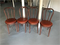 4 Bentwood chairs