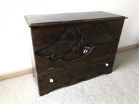 Pine storage box with eagle