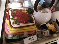 Tea Kettle, Oven Mitts & Refrigerator Magnets