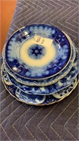 5 small flow blue plates