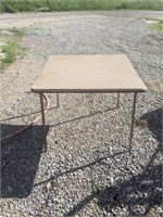 FOLDING CARD TABLE